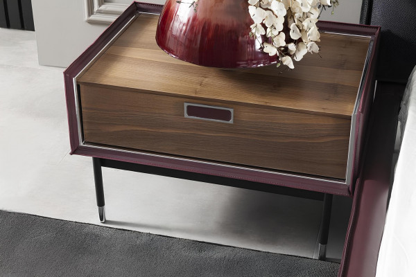 Šedá ložnicová nábytková souprava Loft s postelí, skříní, nočními stolky a komodou 5 kusů