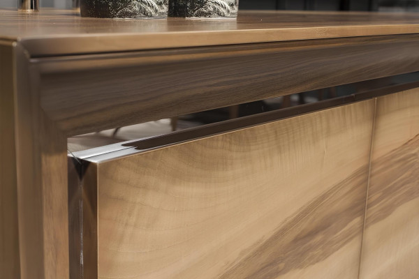 Luxusní jídelní set se stolem a židlemi, komodou, 7 dílů