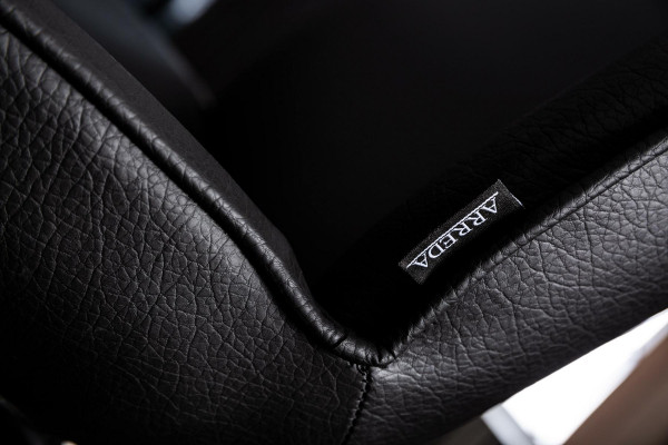 Černé moderní houpací křeslo loftového nábytku