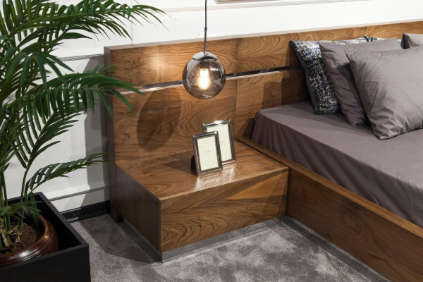 Luxus Schlafzimmer Möbel Kommode Kleiderschrank Nachttische Spiegel 6tlg