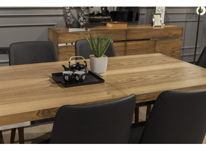 Jídelní stůl do ložnice se 4 křesly s opěrkami, komoda, zrcadlo