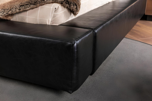 Sada luxusní ložnice s nočním stolkem, skříní, stolkem a postelí 6 kusů