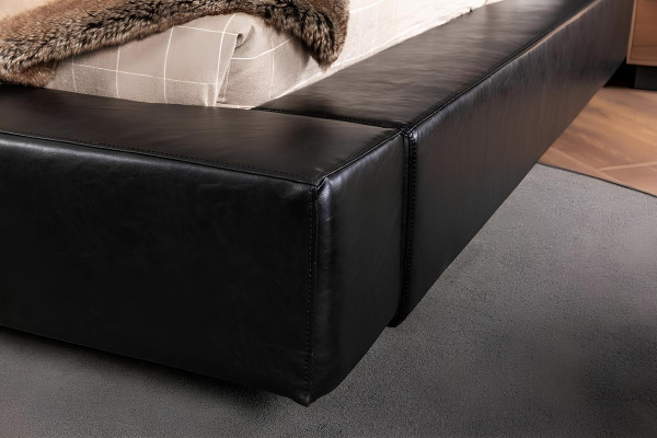 Sada do ložnice hnědá postel skříň 2x noční stolek komplet 4 ks.