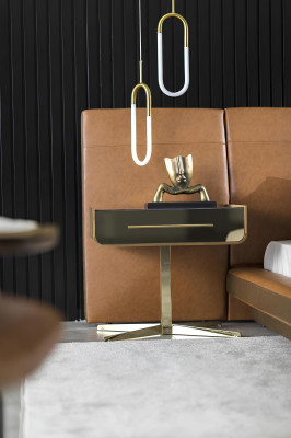 Design Schlafzimmer Bett mit zwei Luxus Nachttischen Glas Tische Betten Hotel