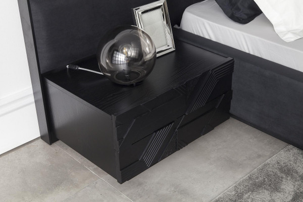 Sada černého ložnicového nábytku, noční stolek 3 ks, kožená postel