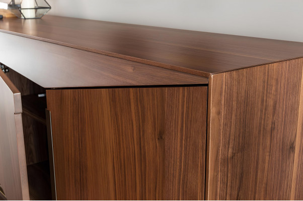 Sada jídelního stolu se židlemi a komodou hnědá 9 kusů