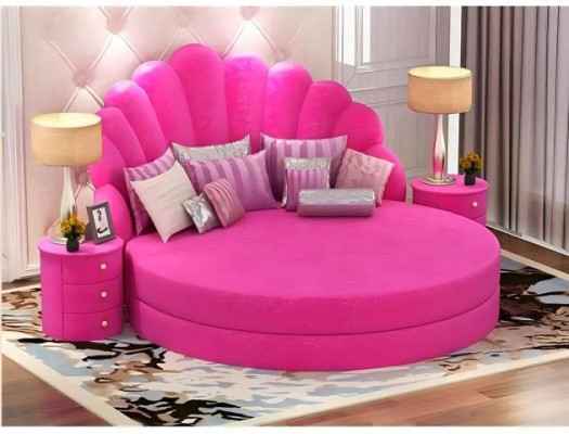 Elegantní kulatá bílá postel design mušle čalouněná fialovo-stříbrná moderní ložnice