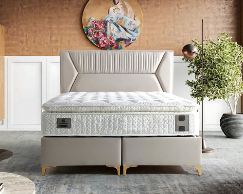 Elegantní béžová postel s matrací z tkaniny a dřeva