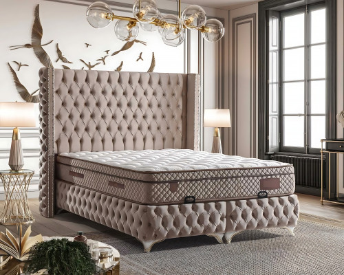 Elegantní postel s matrací v béžovém materiálu