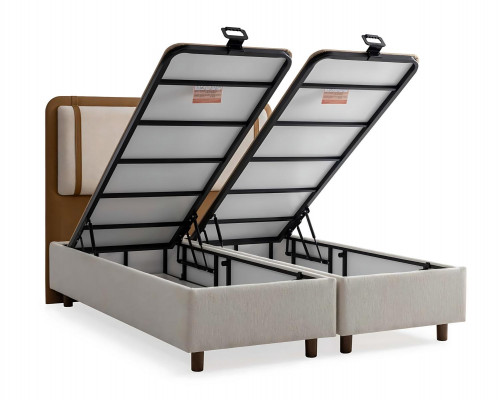 Jasné a neutrální barvy činí postel s matrací univerzální.