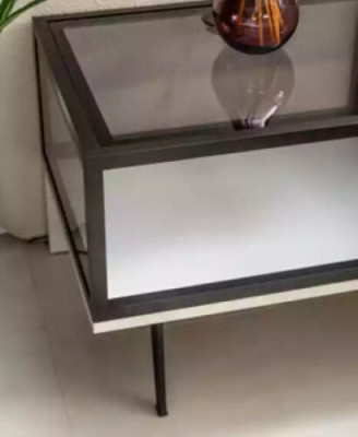 Ložnice postel 2x noční stolky luxusní komoda s designovým nábytkem 5 kusů