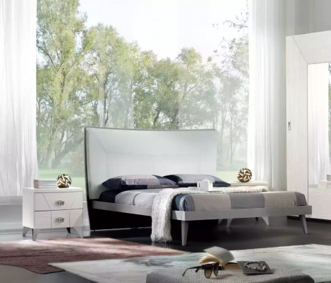Ložnice set lůžko 2x noční stolky komoda 6dílný design luxus