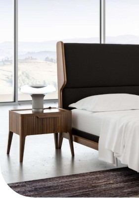 Braunes Schlafzimmer-Set Bett Nachttische 2tlg Moderner Stil Luxus Möbel
