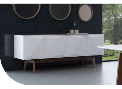 Bílé sideboard s úložným prostorem, luxusní nábytek do jídelny, moderní dřevěné nábytek.