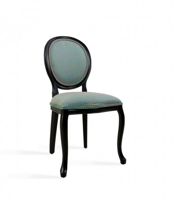 Klasická zelená židle, jídelní pokoj, nový luxusní nábytek, dřevěná židle.