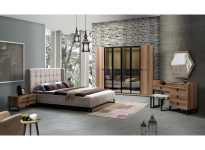 Elegantní ložnice v minimalistickém italském designu.