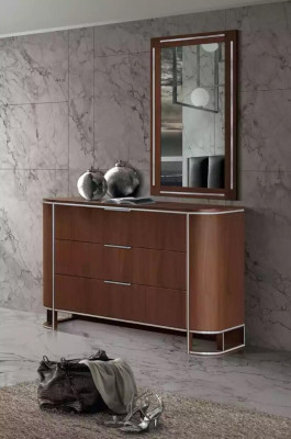 Kompletní ložnice, designový nábytek, manželská postel, 2 x noční stolky, 5dílný.