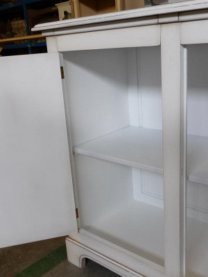 Komody skříňový nábytek z přírodního dřeva Šatník Komoda Konferenční stůl nový.