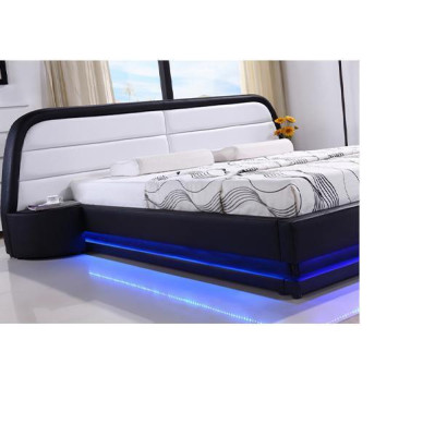 Moderní dřevěná postel s roštem a rámem LED 269 cm pro manželskou postel