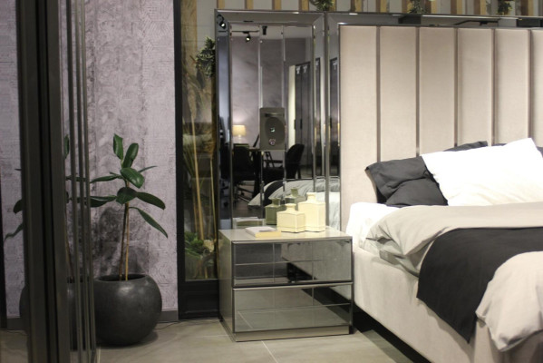Postel 2x Noční stolky Lavice Design Ložnice Sada 4 kusů Luxusní Nábytek Nový