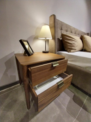 Ložnice noční stolek luxusní noční stolek Art Deco stylu dřevo hotel nový