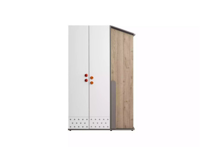 Moderní šatní skříň ze dřeva s třemi dveřmi, design bílý.