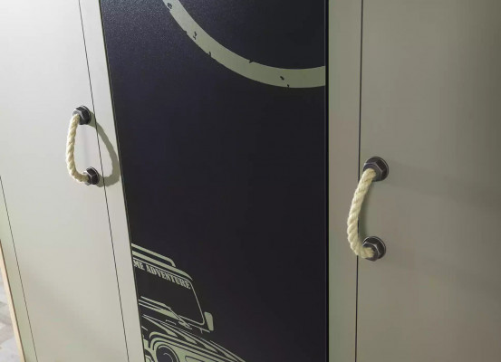 Šatní skříň Dřevěná skříň Luxus Skříň Nábytek Dřevo 3 dveřová 0Design Zelená