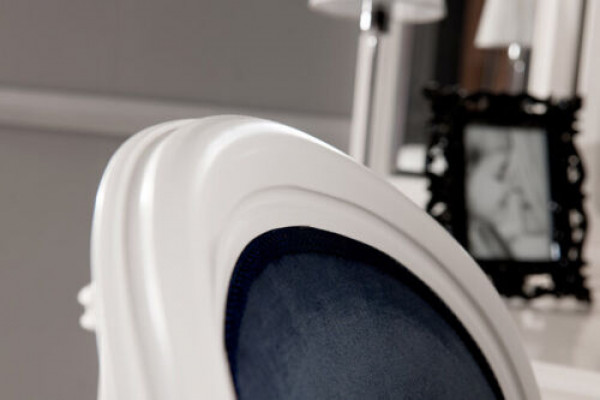 Klasická komoda komody komodní skříň antik styl skříň dřevo model.