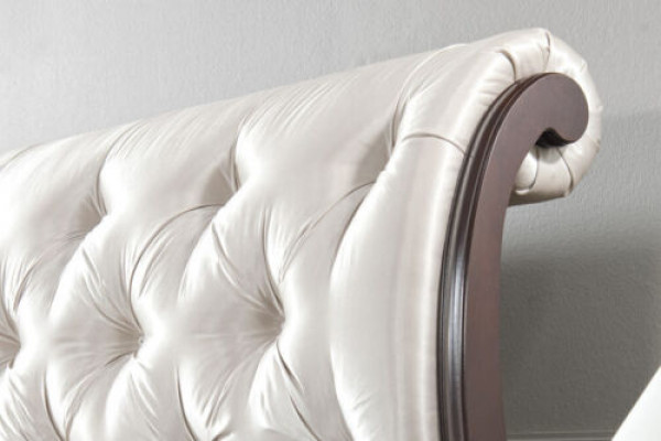 Chesterfield Bed Postele Manželská postel Italský nábytek Dřevo Textilie Kůže