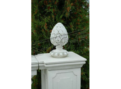 Zed zahradní terasa dekorace soška vase květinová výzdoba zední potrubí