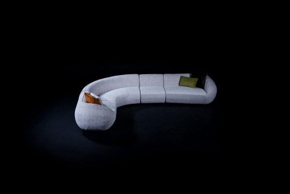 Šedá sestava pro posezení v salónu, designová sestava sedacích souprav, sedací nábytek, pohovky, gauče.