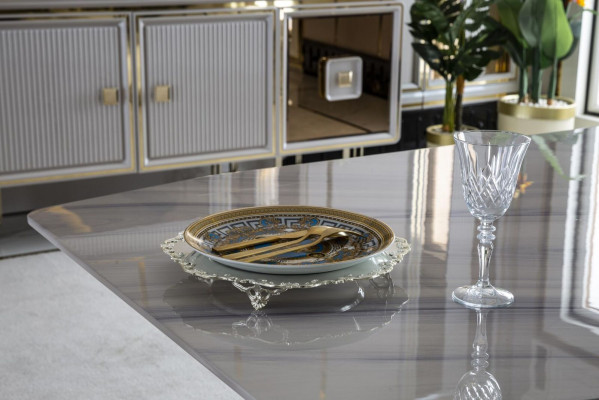 Jídelní set Beige 2x židle Luxus jídelní stůl Bílý Elegantní kovový 3 kusy.
