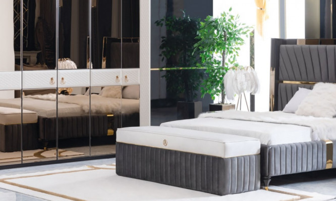 Ložnice Kompletní sada Postel Nocní stolek Nohátka 5dílná Design dřevo Nábytek Sady Nový