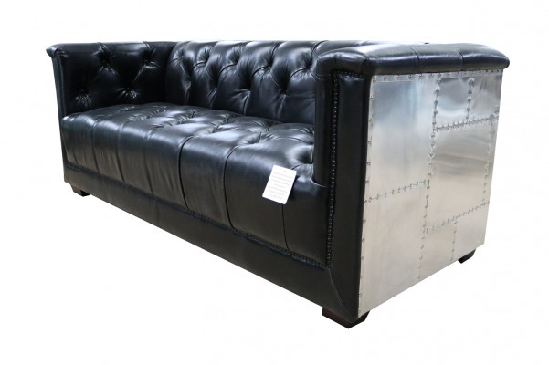 Sofa Chesterfield 3-místný Vintageský letadlový křeslo z pravé kůže s hliníkovým rámem.