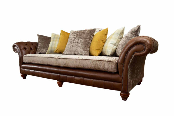 Sofa gauč 3místná designová pohovka polstrovaná textilní klasická třímístná nová