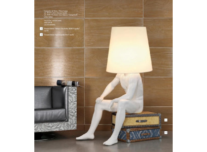 Starověký styl sochy naživo s osvětlením stojací lampa lampa lampy stojací lampa