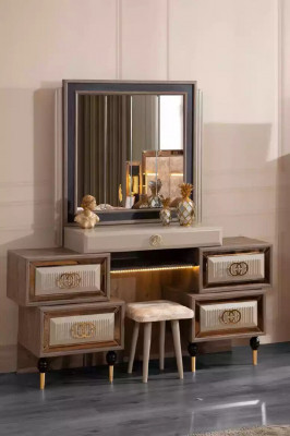 Luxus Toaletní stůl Šminkovací stůl Konzolový stůl Beige dřevo Konzole