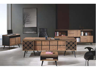 Klasický kompletní nábytek do pracovny, psací stůl 4 dílný, dřevo hnědé barvy.