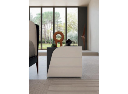Ložnice noční stolek s 3 zásuvkami Dřevo Italský nábytek Design Bizzotto