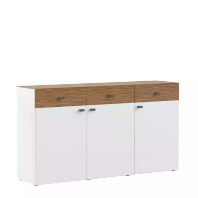 Skříňka s luxusním designem z dubového dřeva do obývacího pokoje.