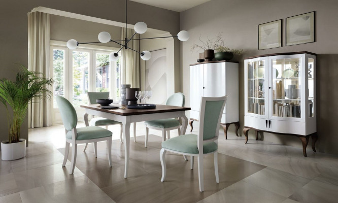 Jídelní set Klasický stůl 4x židle Vitrína Komoda 7 kusů