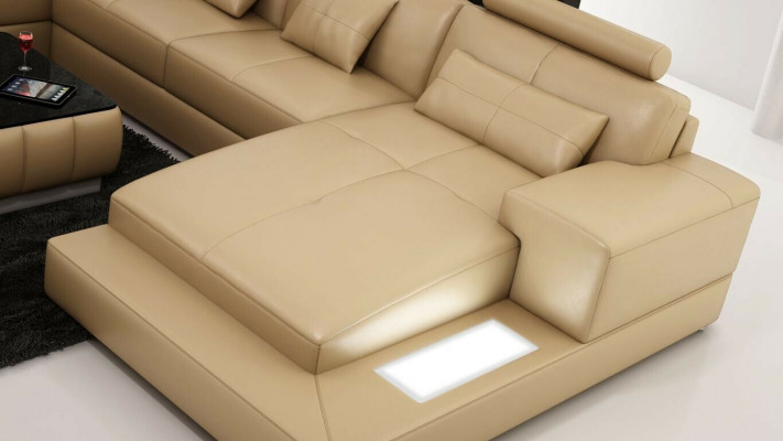 Rohová pohovka, kožená pohovka, čalouněná obývací souprava, gauč, sedací souprava v rohu, rohová garnitura U tvaru.