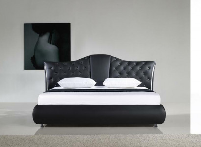 Chesterfield Bed Design Klasická manželská postel s dvojitým koženým čalouněním pro ložnici.