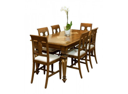 Nábytek designérských jídelních stolů v klasickém stylu do jídelny, designové dřevěné stoly.