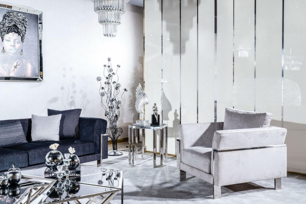 Obývací sestava 3+1 sedadla s konferenčním stolem, pohovkou a křeslem, 4 kusy.