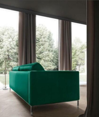 Obývací pokoj Zelená třímístná látková designová pohovka čalouněná pohovka Zelená nábytek