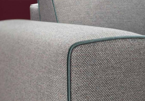 Třímiestná sedačka čalouněná designová pohovka moderní 3místné pohovky nábytková sedací souprava šedá.