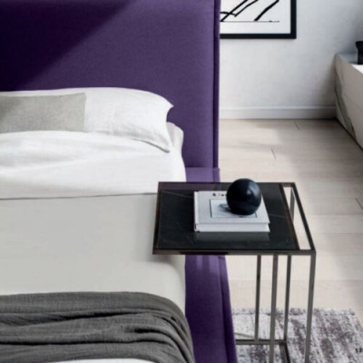 Design postel 140x200cm, luxusní polštáře, dvojité hotely, ložnice, dřevo, nové