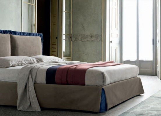 Italská moderní manželská postel Luxus spálňa nový luxusní design dvoulůžkový hotel