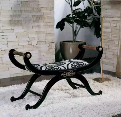 Dlouhá pohovka Sedačka Designová lavice Sedací nábytek Klasický obývací pokoj Nový.